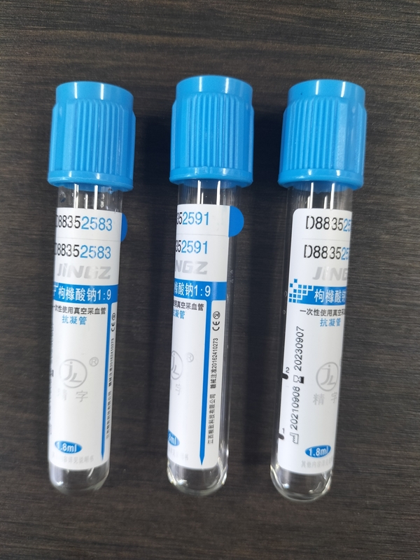 Thử nghiệm trong phòng thí nghiệm Sodium Citrate Thuốc hút bụi lấy máu PT Tube với đầu màu xanh